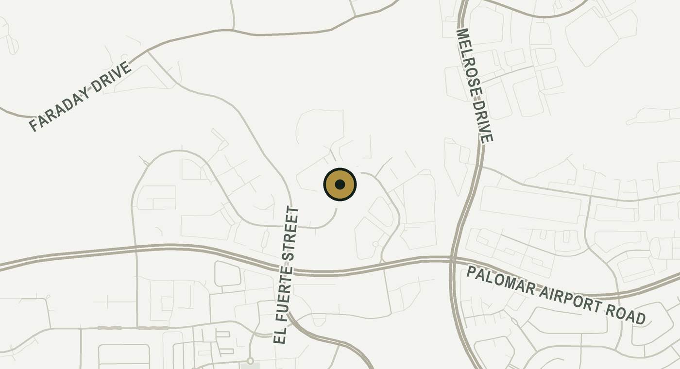 Mapa de calles del área alrededor de nuestra oficina de Carlsbad en 2888 Loker Ave East, Suite 322, con el edificio señalado.